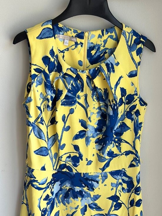 Dress Barn Dresses & Skirts - Yellow floral dress from Dress Barn, size 6